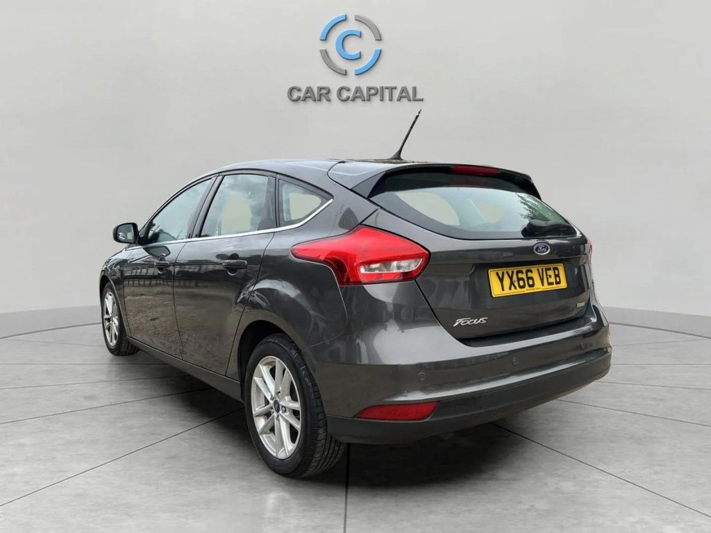 Used Ford Focus 2016 for sale - 76080947: Photo 11