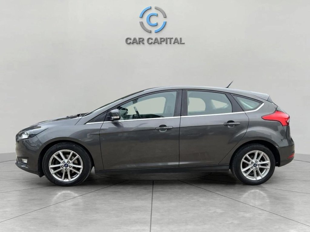 Used Ford Focus 2016 for sale - 76080947: Photo 13