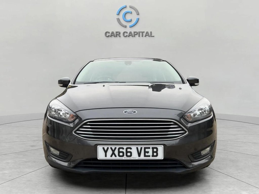 Used Ford Focus 2016 for sale - 76080947: Photo 2