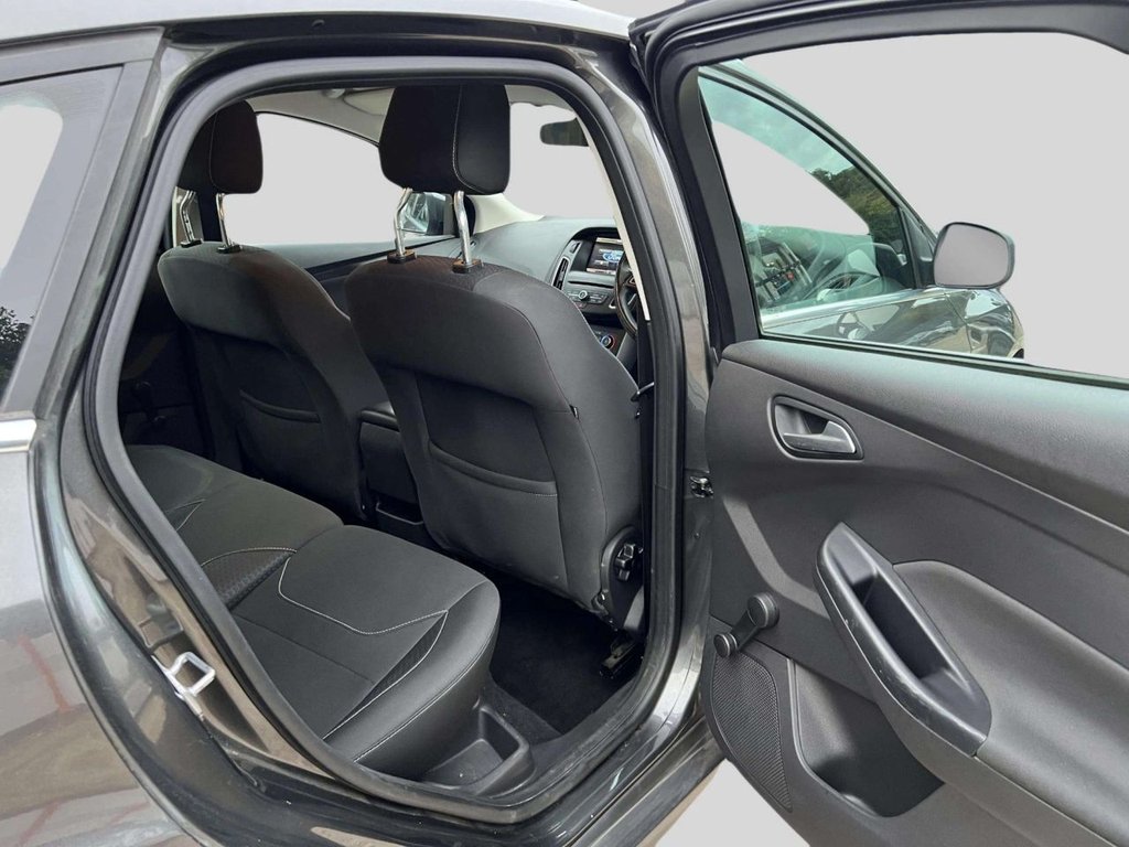 Used Ford Focus 2016 for sale - 76080947: Photo 22