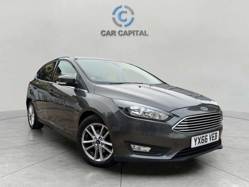 Used Ford Focus 2016 for sale - 76080947: Photo 3