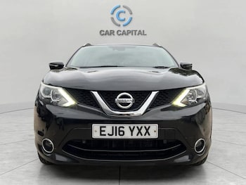 Used Nissan Qashqai 2016 for sale - 76309388: Photo 2