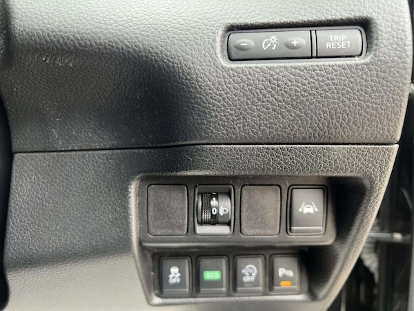 Used Nissan Qashqai 2016 for sale - 76309388: Photo 30