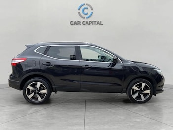 Used Nissan Qashqai 2016 for sale - 76309388: Photo 4