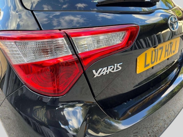 Used Toyota Yaris 2017 for sale - 75092751: Photo 19