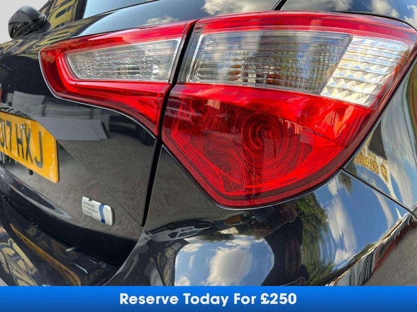 Used Toyota Yaris 2017 for sale - 75092751: Photo 20