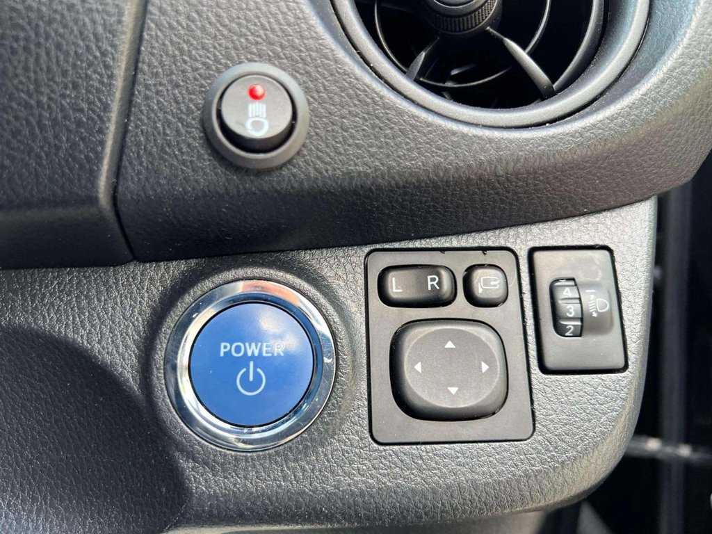 Vehicle 33