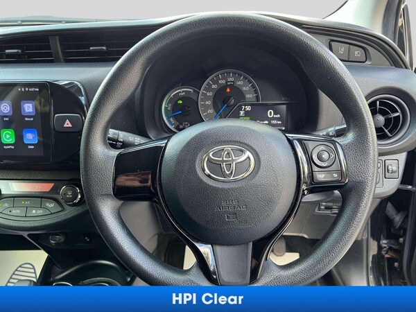 Used Toyota Yaris 2017 for sale - 75092751: Photo 34