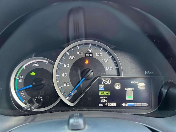 Used Toyota Yaris 2017 for sale - 75092751: Photo 38
