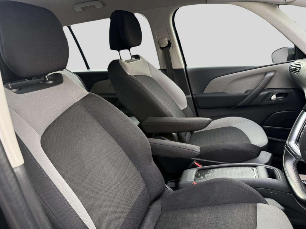 Used Citroen C4 Grand Picasso 2016 for sale - 76376214: Photo 32