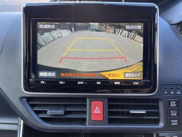 Used Toyota Voxy 2020 for sale - 75682611: Photo 47