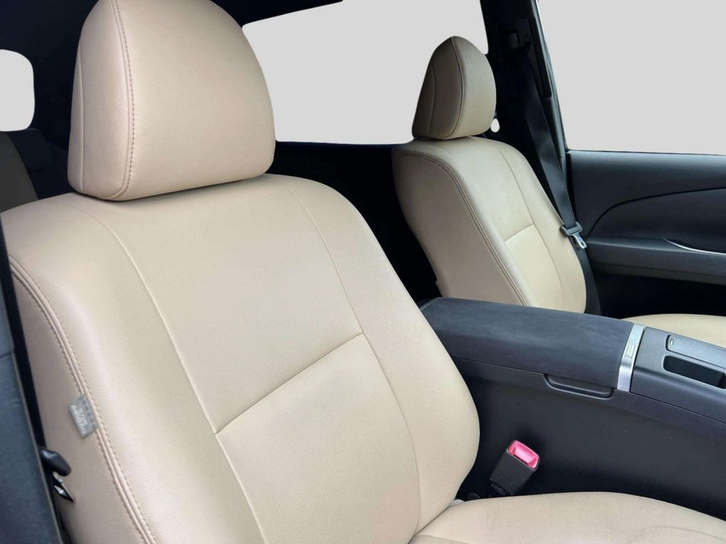 Used Toyota Estima 2015 for sale - 76147637: Photo 35