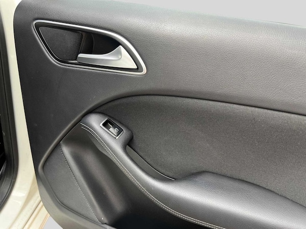 Used Mercedes-Benz B-Class 2016 for sale - 74844333: Photo 18