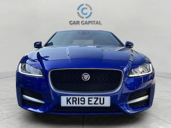 Used Jaguar XF 2019 for sale - 75548880: Photo