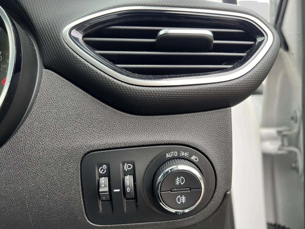 Used Vauxhall Crossland X 2020 for sale - 76520677: Photo 32