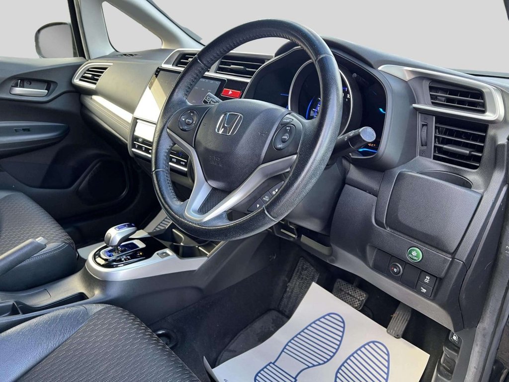 Used Honda Jazz 2014 for sale - 77241658: Photo 32