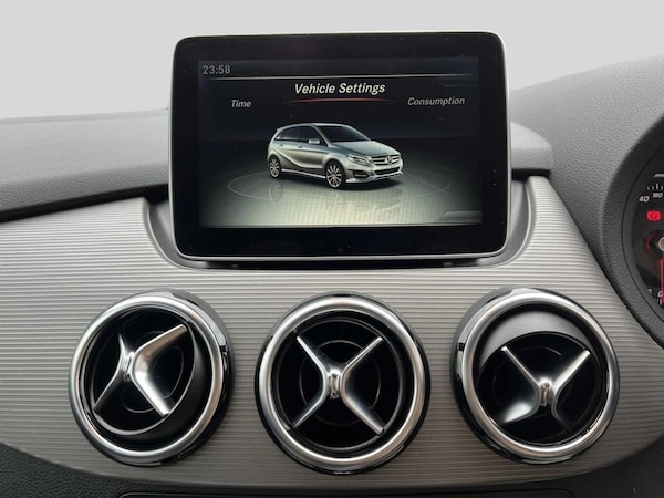 Used Mercedes-Benz B-Class 2015 for sale - 74844289: Photo 35