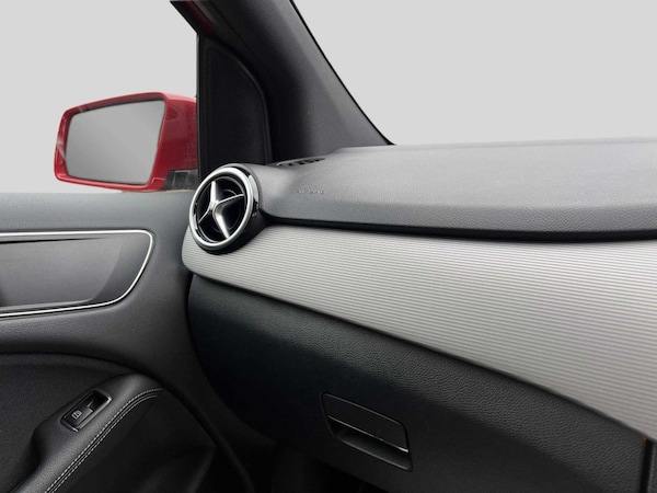 Used Mercedes-Benz B-Class 2015 for sale - 74844289: Photo 38