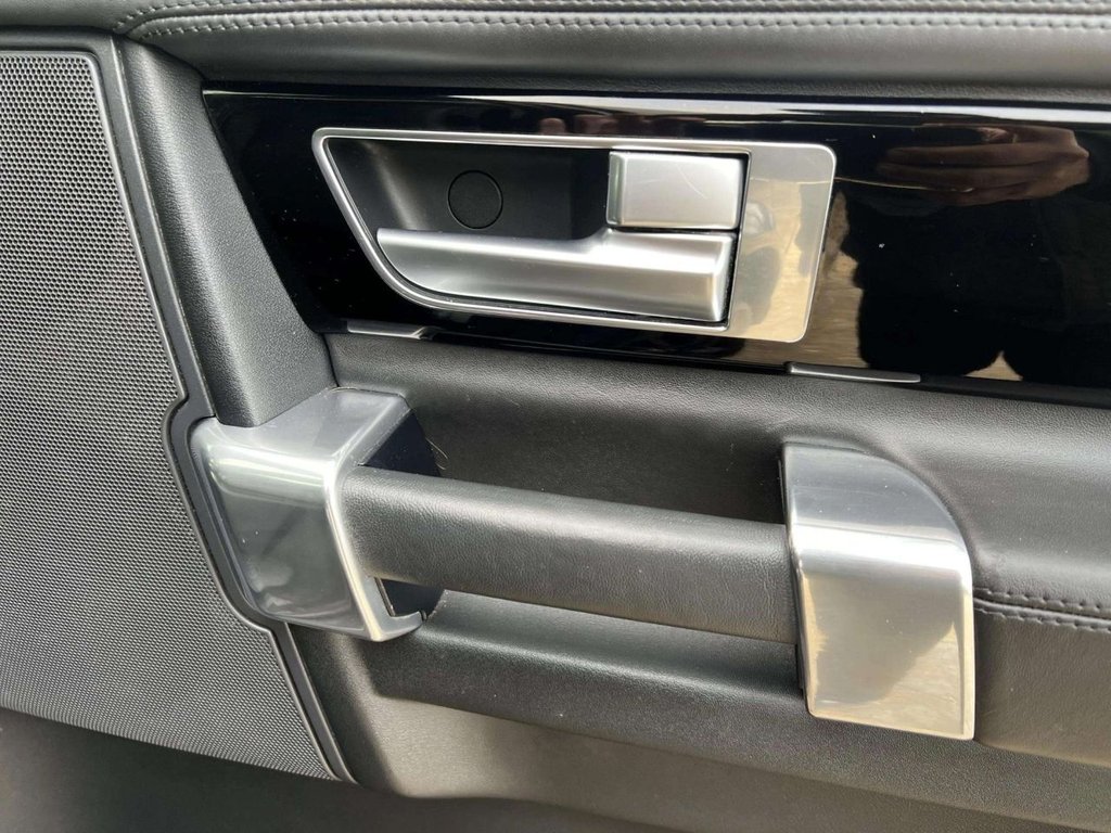 Used Land Rover Discovery 4 2016 for sale - 77557830: Photo 24