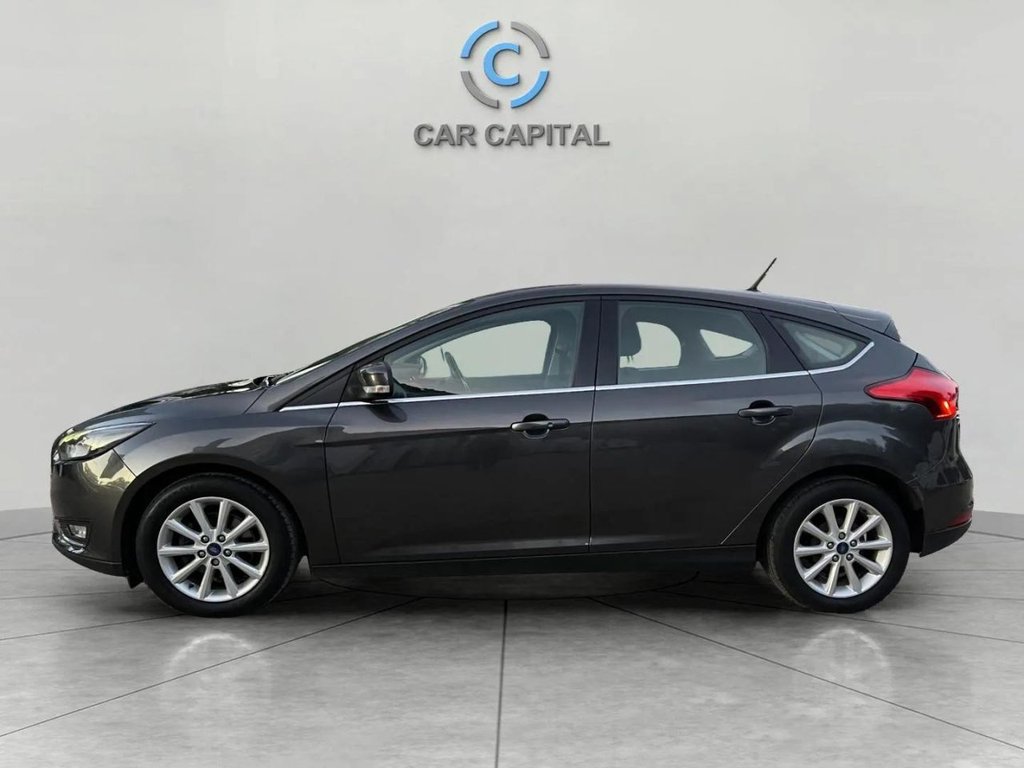Used Ford Focus 2017 for sale - 76080936: Photo 13