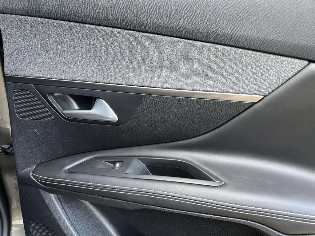 Used Peugeot 3008 2018 for sale - 77547033: Photo 20