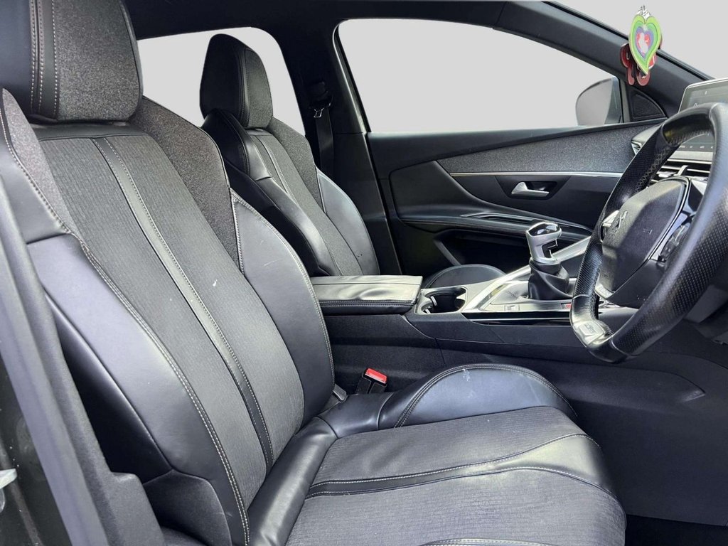 Used Peugeot 3008 2018 for sale - 77547033: Photo 27