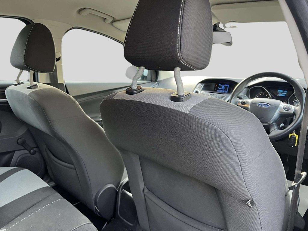Used Ford Focus 2013 for sale - 76147410: Photo 25