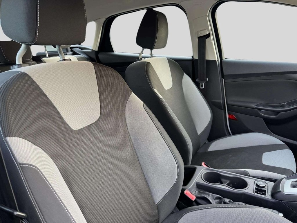 Used Ford Focus 2013 for sale - 76147410: Photo 31