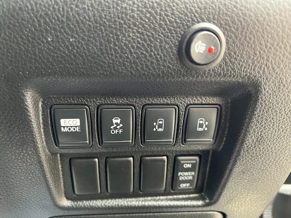 Used Nissan Elgrand 2012 for sale - 74845397: Photo 35