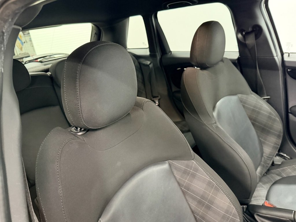 Used MINI Hatch 2018 for sale - 77133082: Photo 22