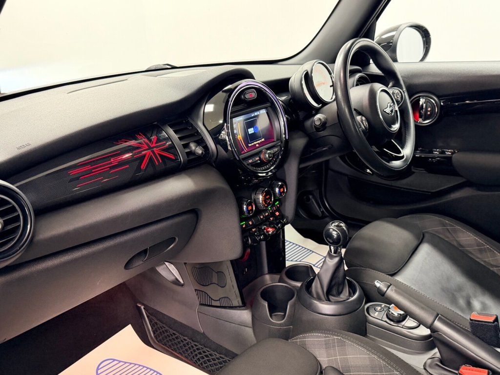 Used MINI Hatch 2018 for sale - 77133082: Photo 25