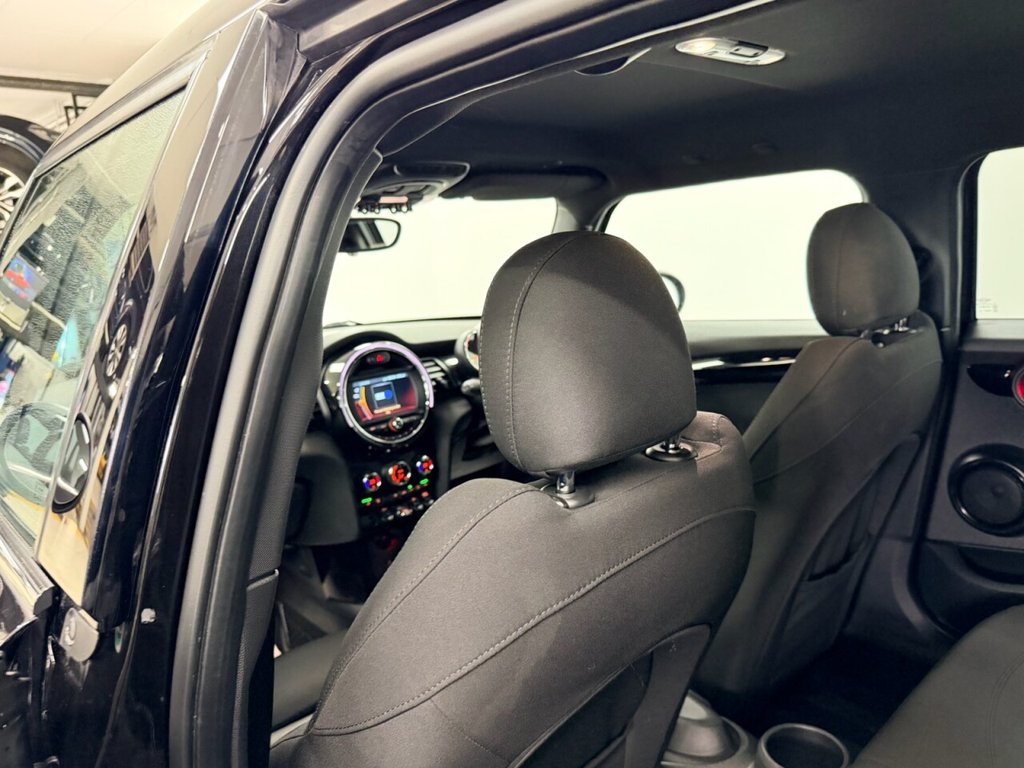 Used MINI Hatch 2018 for sale - 77133082: Photo 29