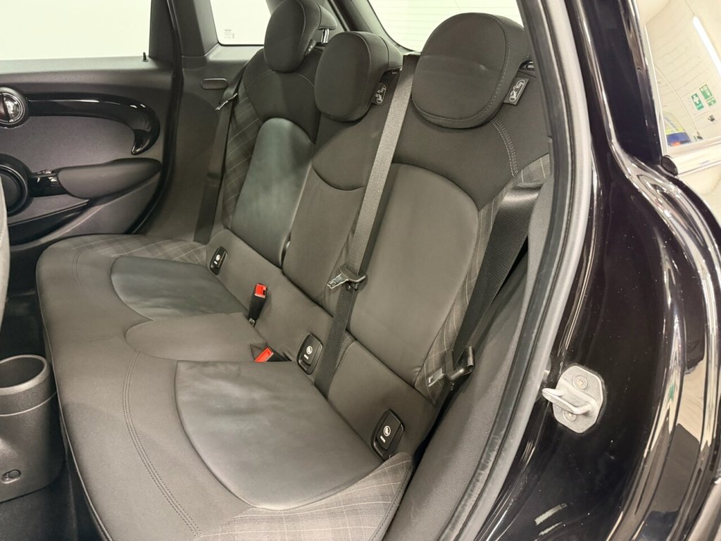 Used MINI Hatch 2018 for sale - 77133082: Photo 30