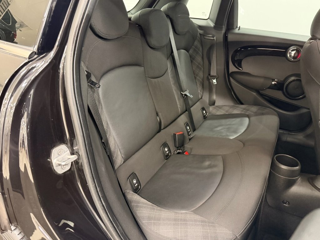 Used MINI Hatch 2018 for sale - 77133082: Photo 4