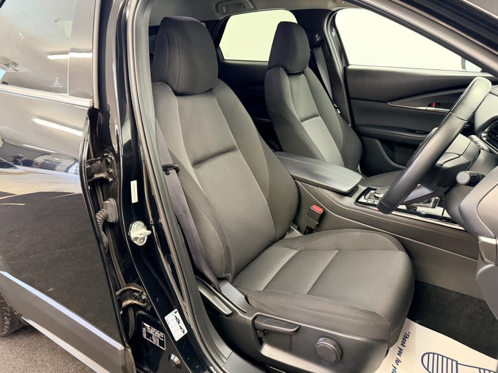 Used Mazda CX-30 2023 for sale - 78008740: Photo 3