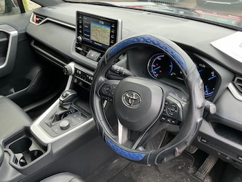 Used Toyota RAV4 2020 for sale - 76711439: Photo