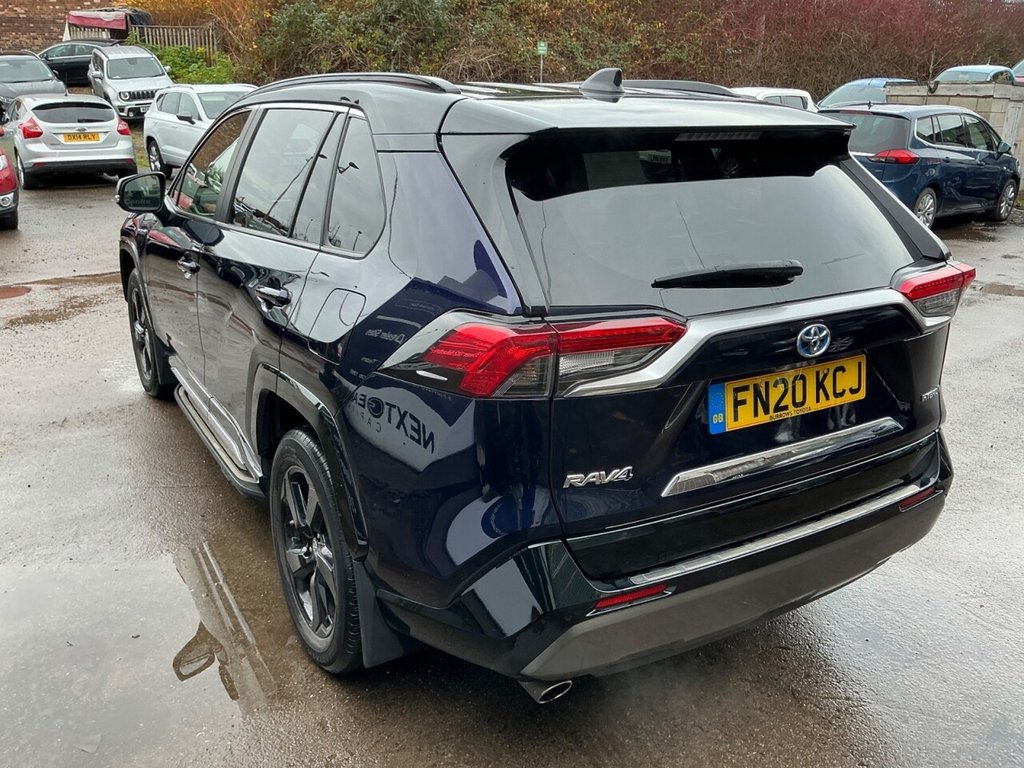 Used Toyota RAV4 2020 for sale - 76711439: Photo 8