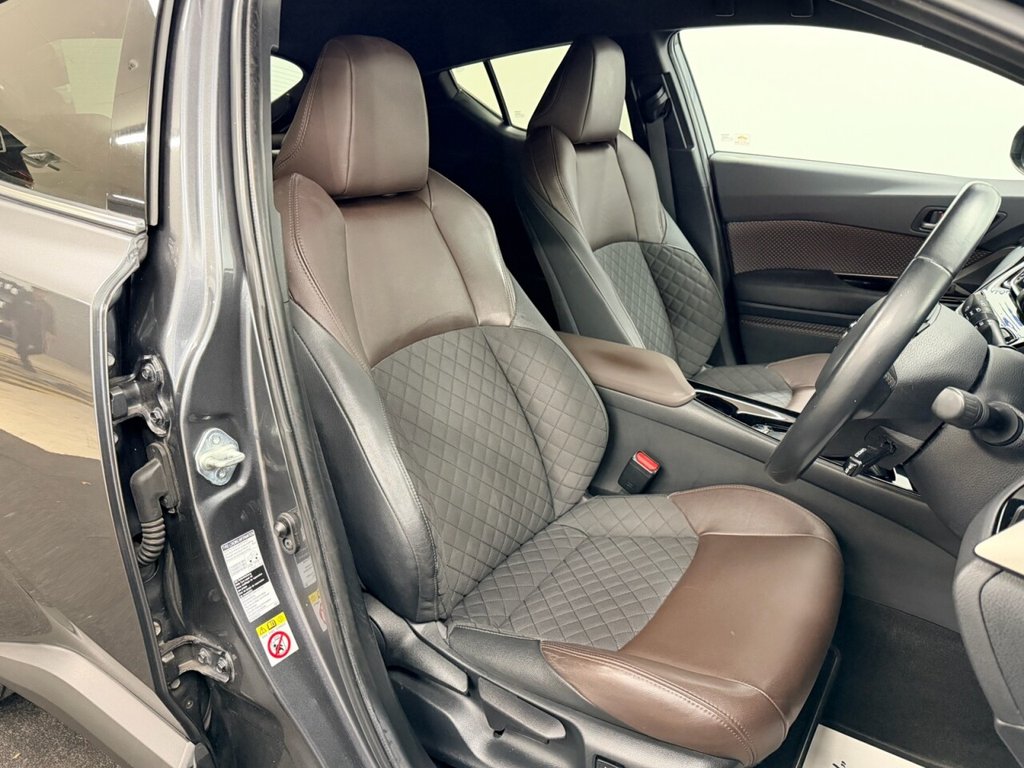 Used Toyota C-HR 2018 for sale - 76574571: Photo 3