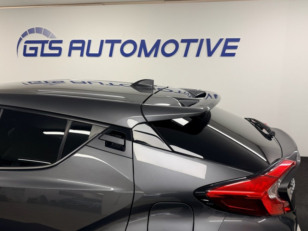 Used Toyota C-HR 2018 for sale - 76574571: Photo 32