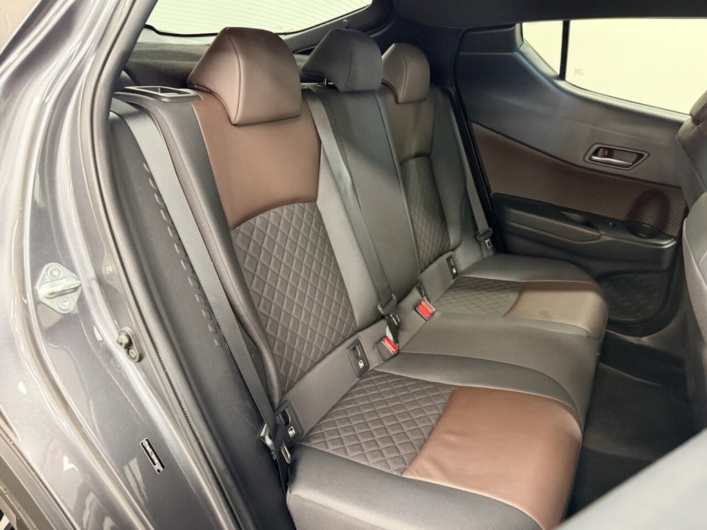 Used Toyota C-HR 2018 for sale - 76574571: Photo 4