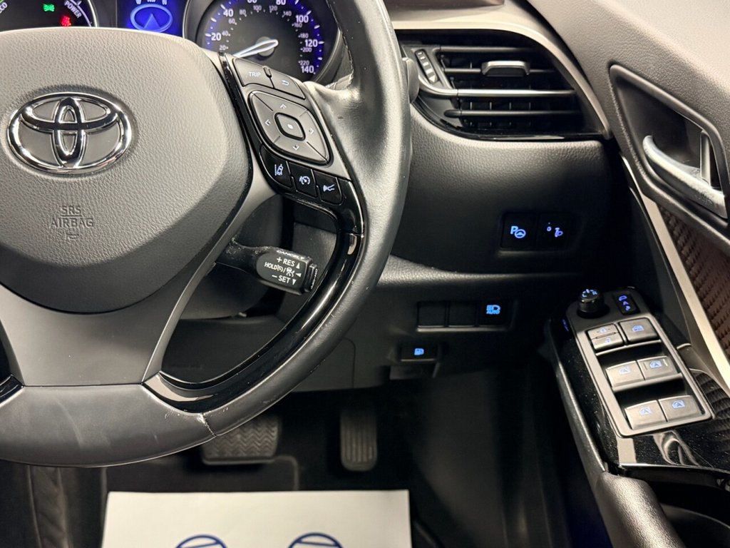 Used Toyota C-HR 2018 for sale - 76574571: Photo 50