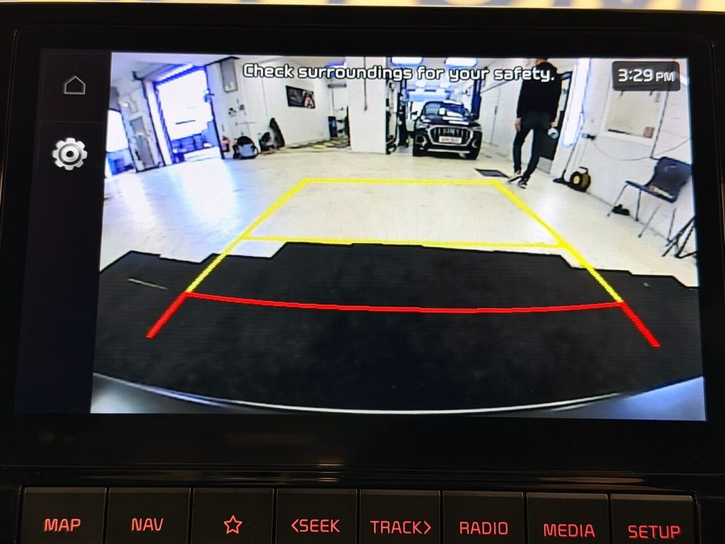 Used Kia Stonic 2024 for sale - 76574532: Photo 12