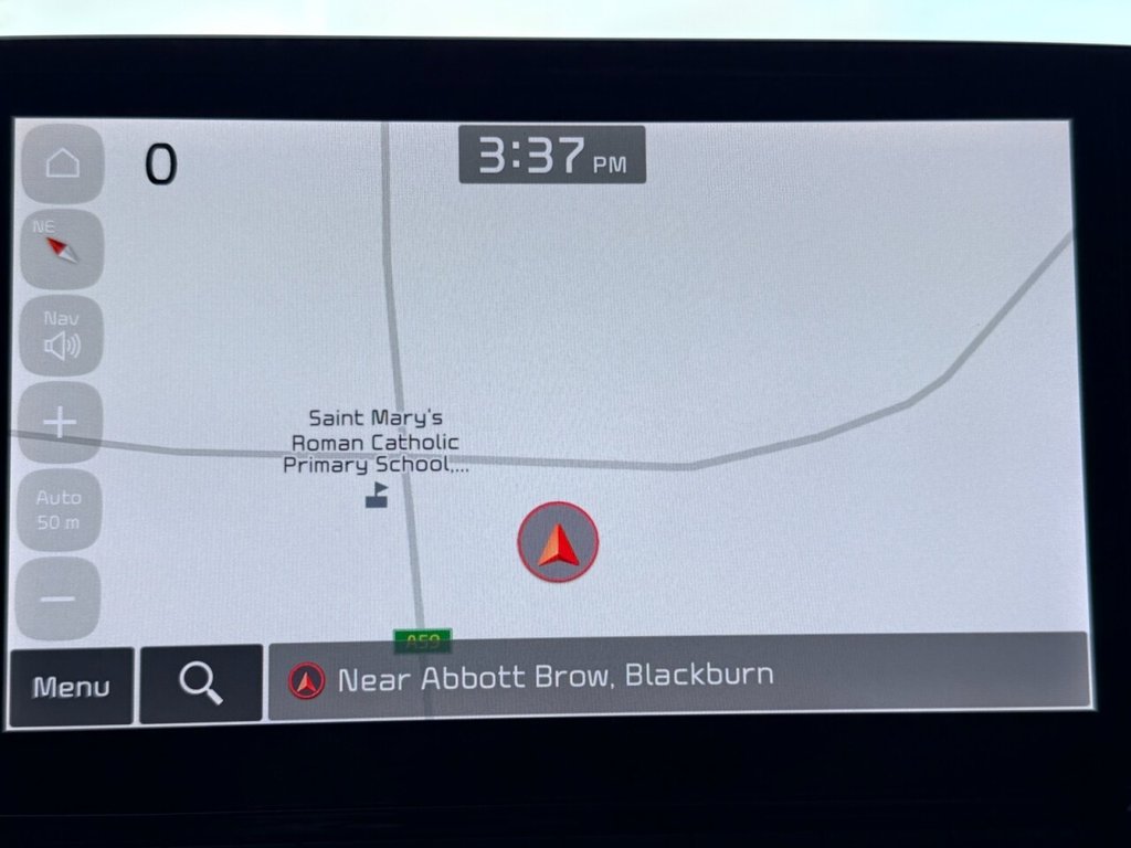 Used Kia Stonic 2024 for sale - 76574532: Photo 2