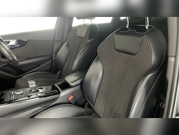 Used Audi A4 2019 for sale - 77369510: Photo