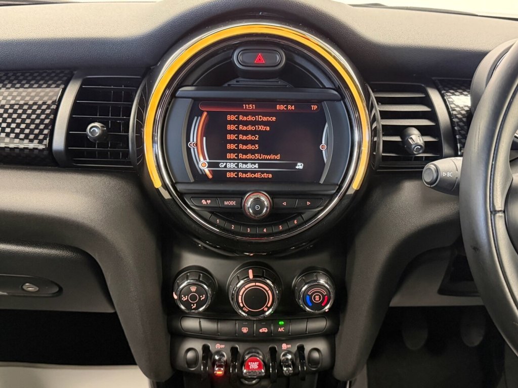 Used MINI Convertible 2017 for sale - 76574530: Photo 18