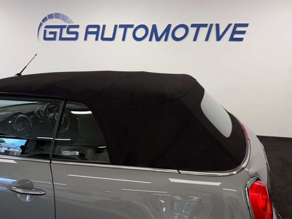 Used MINI Convertible 2017 for sale - 76574530: Photo 38