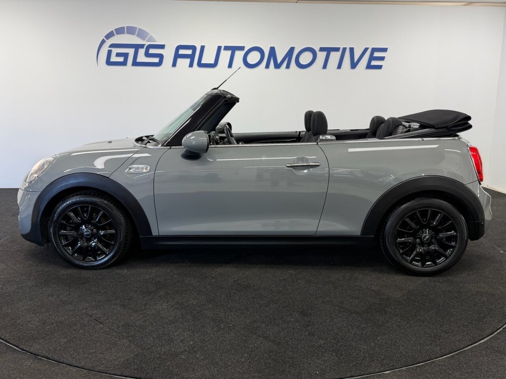 Used MINI Convertible 2017 for sale - 76574530: Photo 7