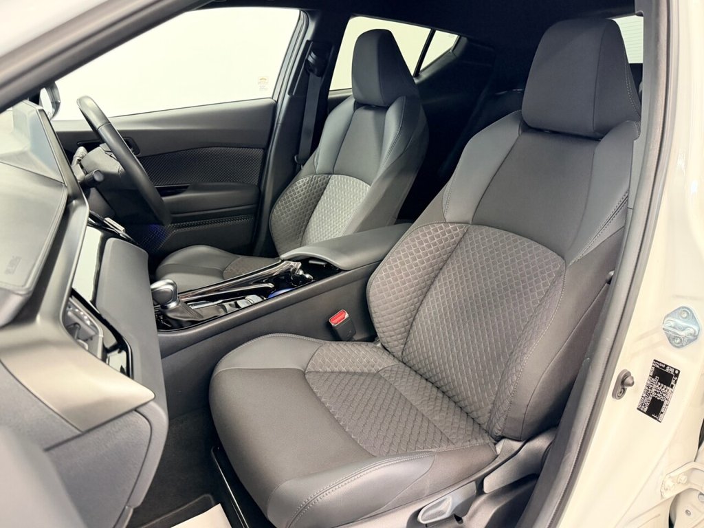 Used Toyota C-HR 2022 for sale - 77288017: Photo 24