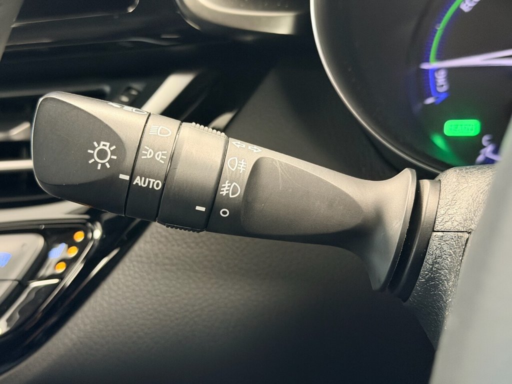 Used Toyota C-HR 2022 for sale - 77288017: Photo 50