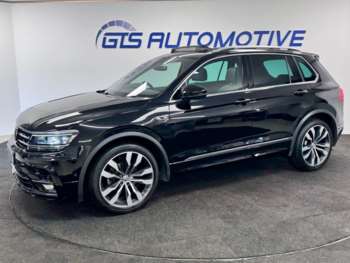 2020 (20) - 2.0 TDI R-LINE TECH DSG AUTO 150 BHP + SAT NAV + GLASS SUNROOF + HEATED SEA 5-Door